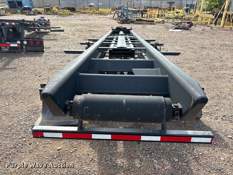 image for item EL2525 2018 Galbreath AF-0R-174 roll-off container bed