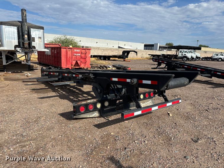 image for item EL2526 2018 Galbreath AF-0R-174 roll-off container bed