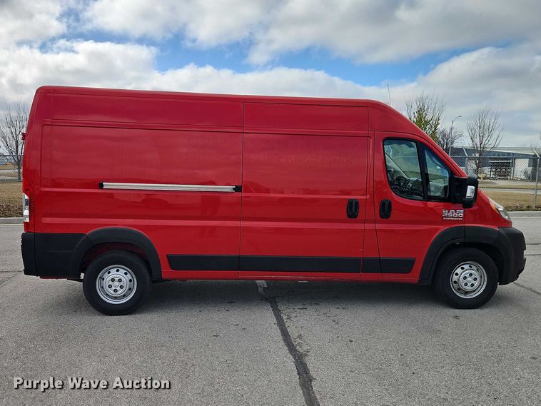 image for item EO7066 2019 RAM  Promaster 2500 van