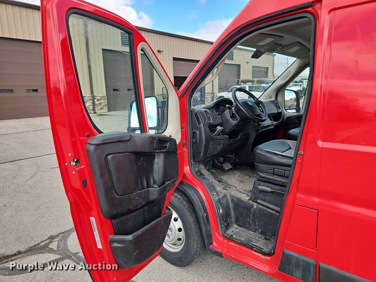 image for item EO7066 2019 RAM  Promaster 2500 van