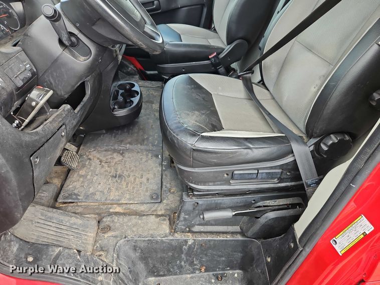 image for item EO7066 2019 RAM  Promaster 2500 van