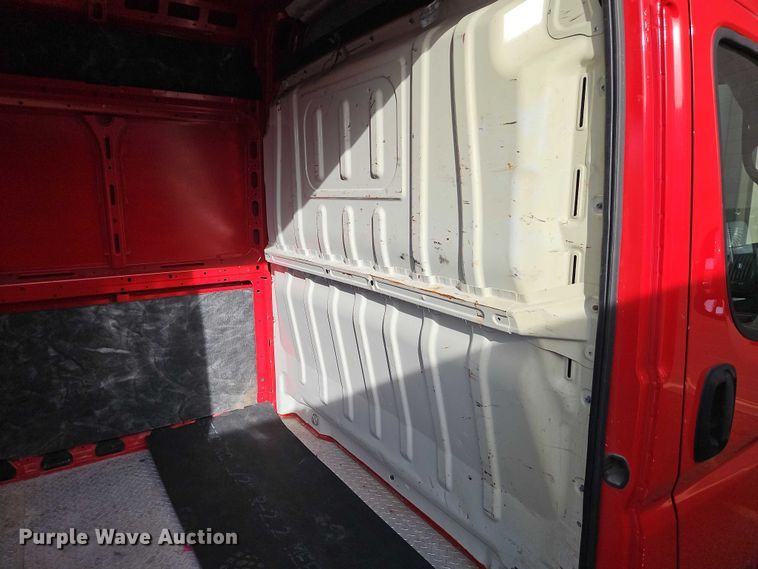 image for item EO7066 2019 RAM  Promaster 2500 van