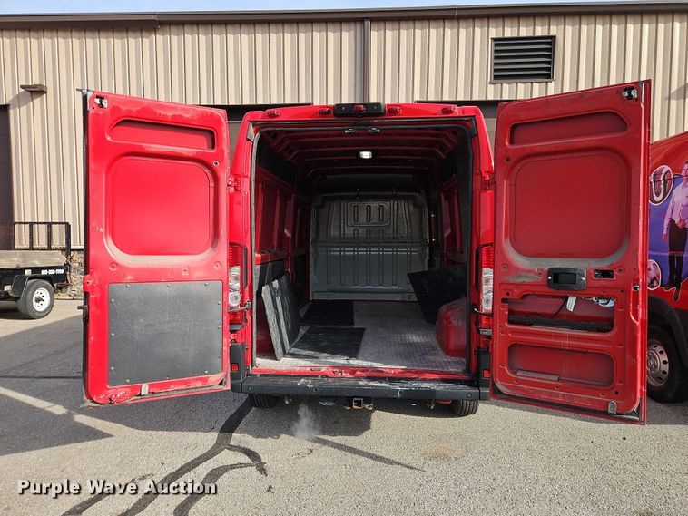 image for item EO7066 2019 RAM  Promaster 2500 van