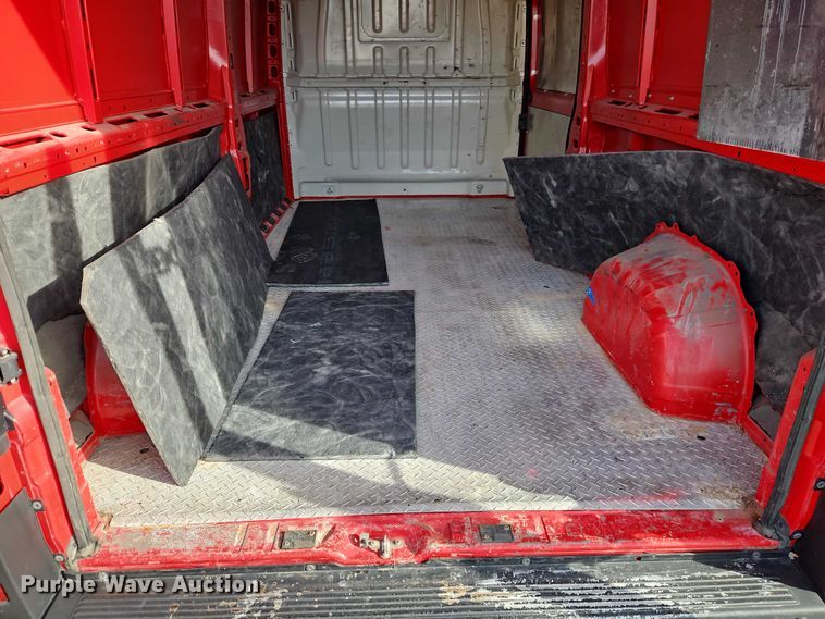 image for item EO7066 2019 RAM  Promaster 2500 van