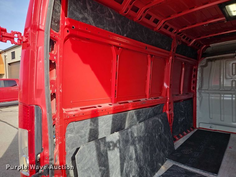 image for item EO7066 2019 RAM  Promaster 2500 van