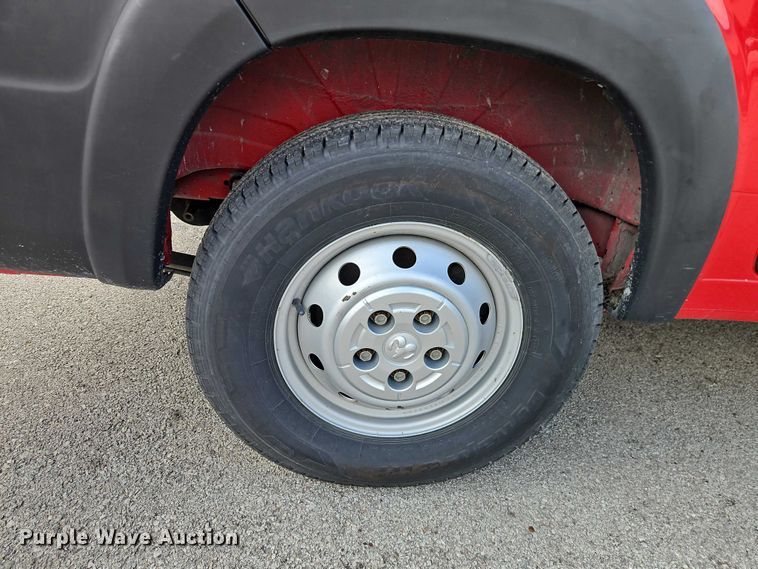 image for item EO7066 2019 RAM  Promaster 2500 van
