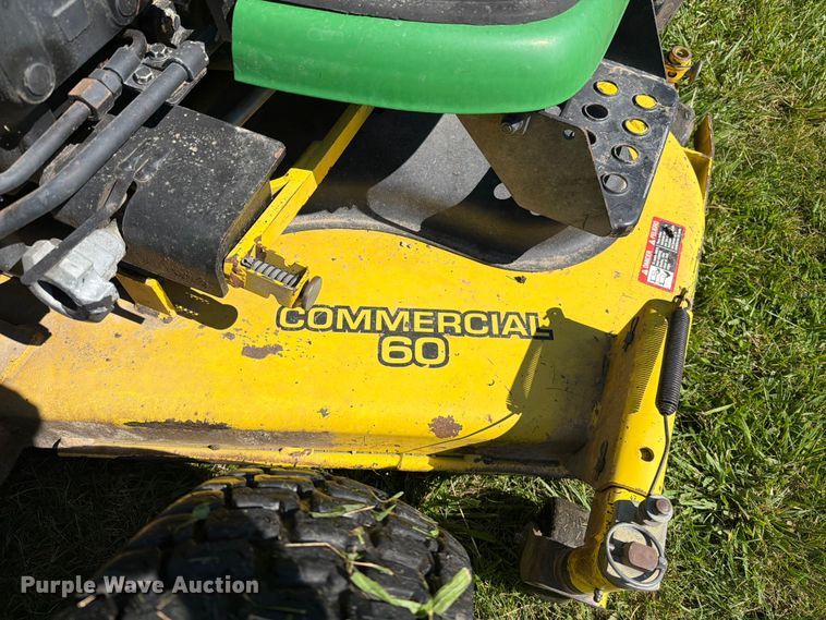 image for item EO8591 1999 John Deere 4200 MFWD tractor