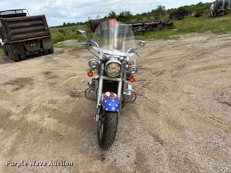 image for item EO8599 1997 Honda Valkyrie motorcycle