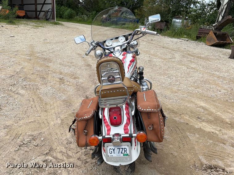 image for item EO8599 1997 Honda Valkyrie motorcycle