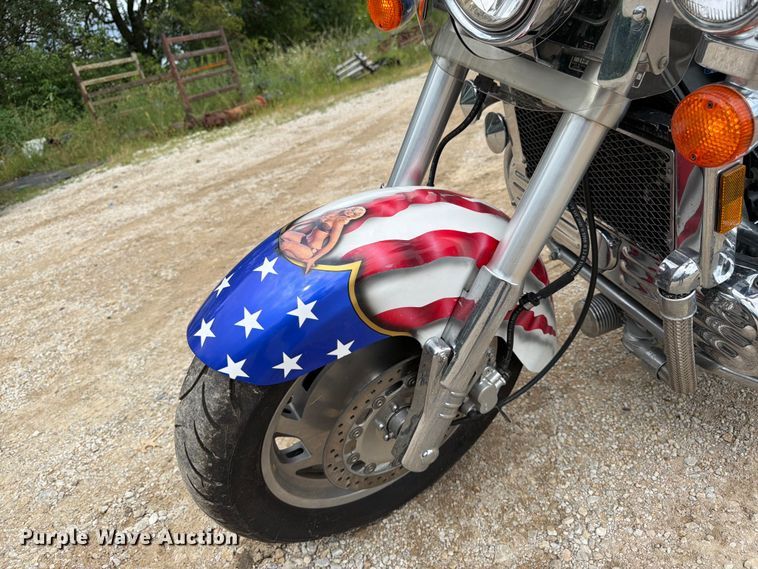 image for item EO8599 1997 Honda Valkyrie motorcycle