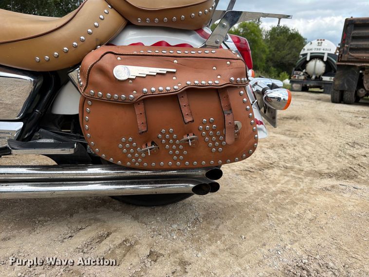 image for item EO8599 1997 Honda Valkyrie motorcycle