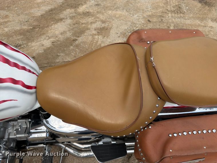 image for item EO8599 1997 Honda Valkyrie motorcycle