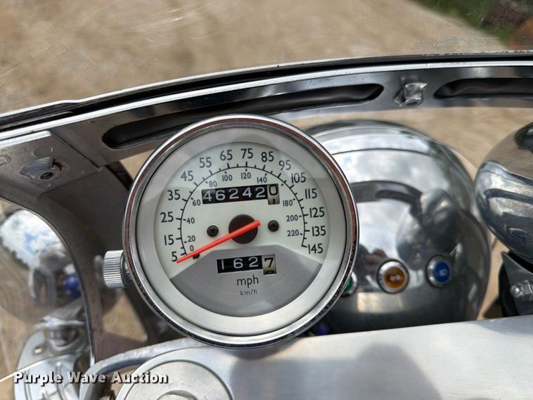 image for item EO8599 1997 Honda Valkyrie motorcycle