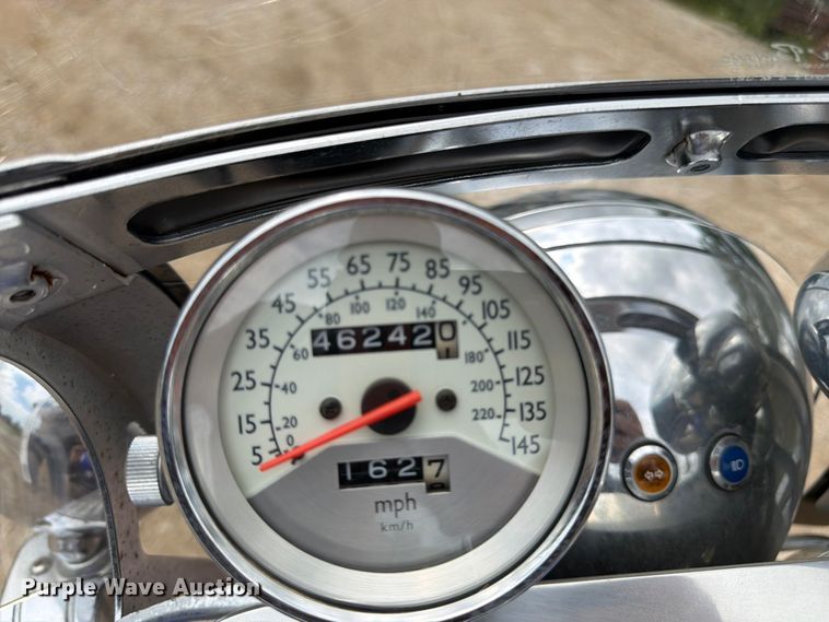 image for item EO8599 1997 Honda Valkyrie motorcycle