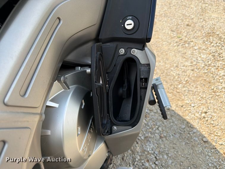 image for item EO8600 2012 BMW K1600GTL motorcycle