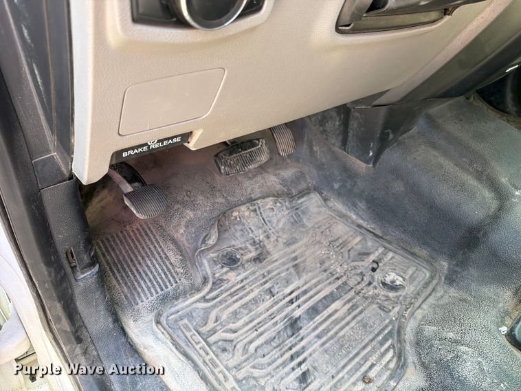 image for item EO8642 2017 Ford F250 Super Duty XL Crew Cab pickup truck