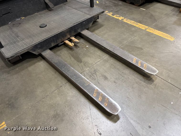 image for item EP3008 2016 Crown SP4050-30 order picker