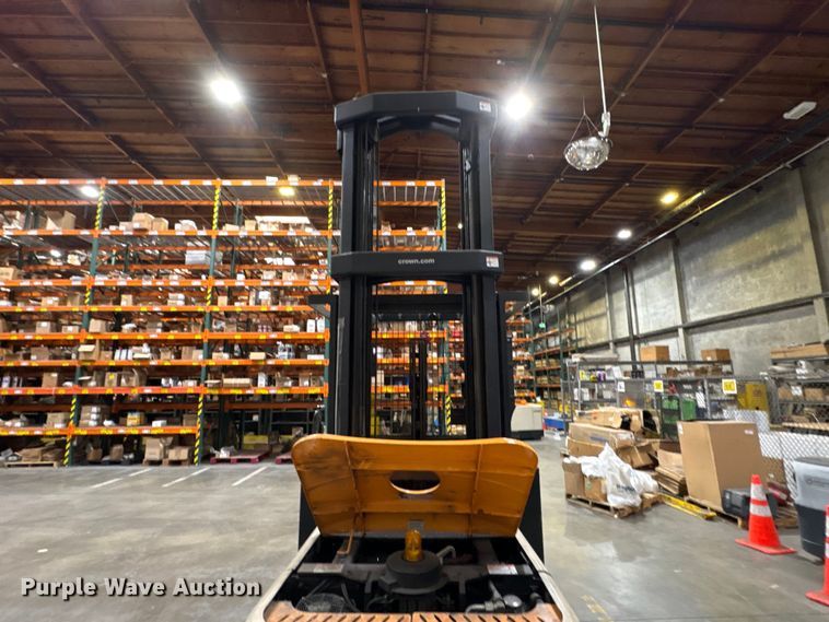 image for item EP3009 2016 Crown SP4050-30 order picker