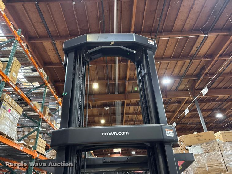 image for item EP3010 2016 Crown SP4050-30 order picker