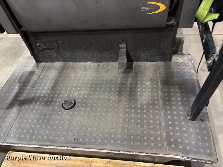 image for item EP3010 2016 Crown SP4050-30 order picker