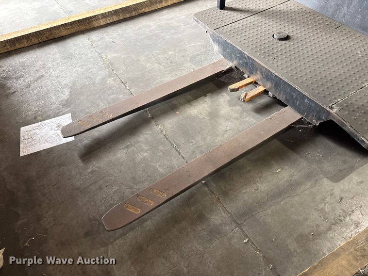 image for item EP3011 2018 Crown SP4050-30 order picker