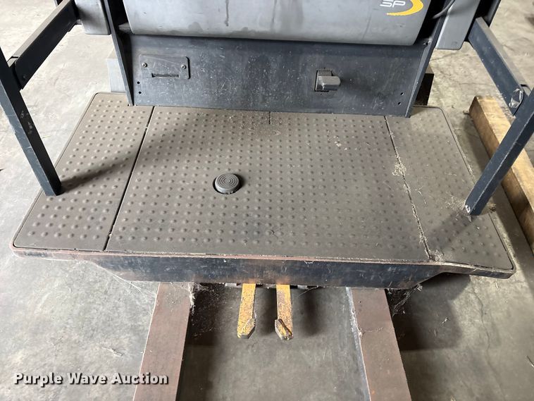 image for item EP3011 2018 Crown SP4050-30 order picker