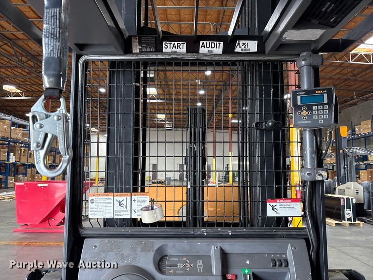 image for item EP3011 2018 Crown SP4050-30 order picker