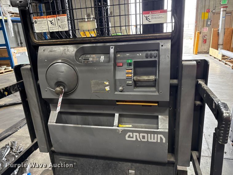 image for item EP3012 2016 Crown SP4050-30 order picker