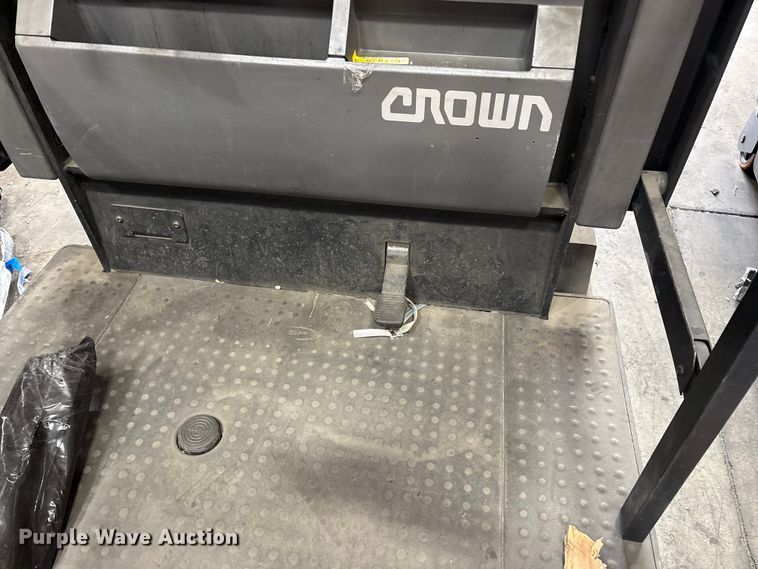 image for item EP3012 2016 Crown SP4050-30 order picker