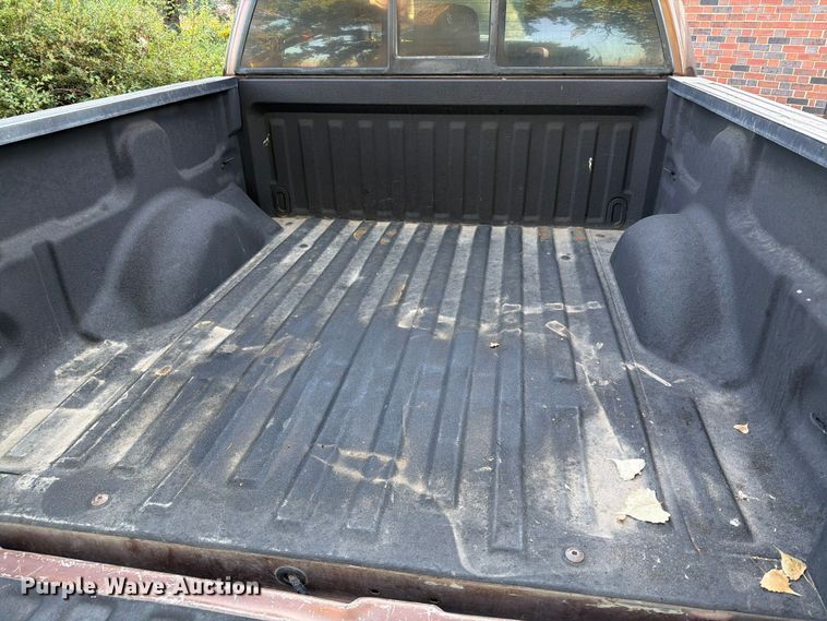 image for item ER1889 2012 Ford F150 Crew Cab pickup truck