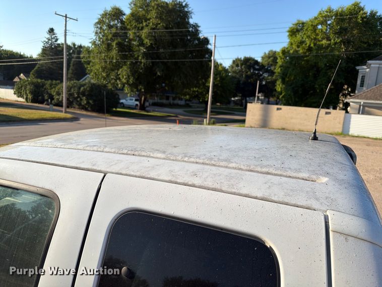image for item ER1890 2010 Ford F350 Ext. Cab pickup truck
