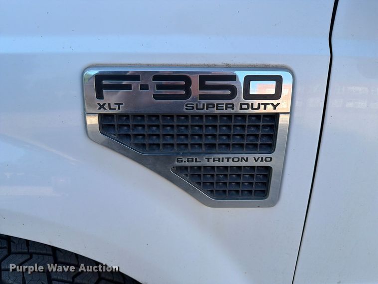 image for item ER1890 2010 Ford F350 Ext. Cab pickup truck