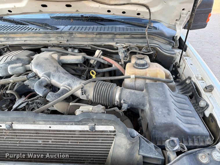 image for item ER1890 2010 Ford F350 Ext. Cab pickup truck