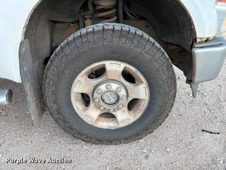 image for item ER1890 2010 Ford F350 Ext. Cab pickup truck