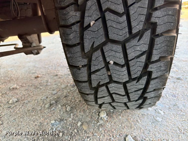 image for item ER1890 2010 Ford F350 Ext. Cab pickup truck