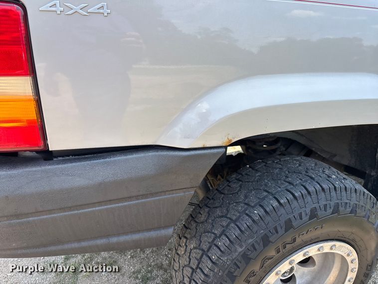 image for item ER3067 1998 Jeep Grand Cherokee SUV