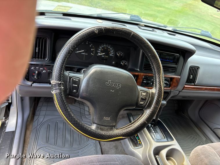 image for item ER3067 1998 Jeep Grand Cherokee SUV