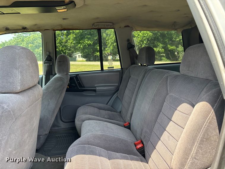 image for item ER3067 1998 Jeep Grand Cherokee SUV