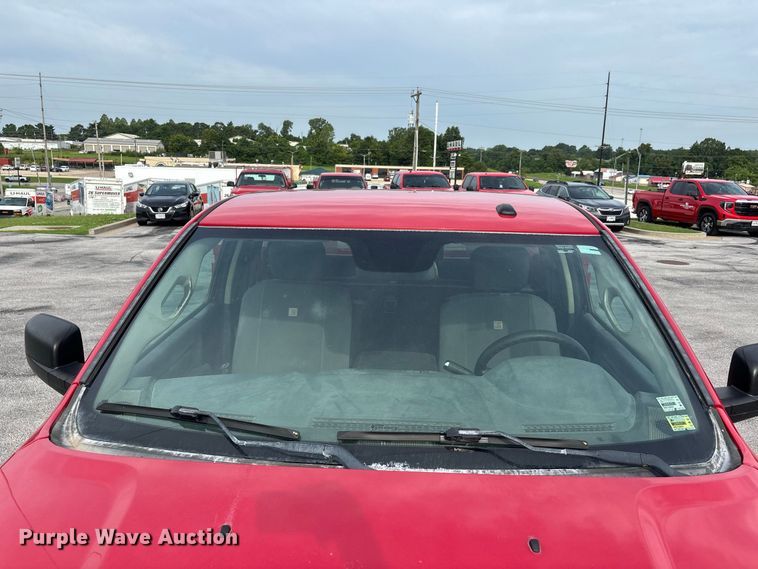 image for item ER3169 2014 RAM 2500 SLT utility bed pickup truck