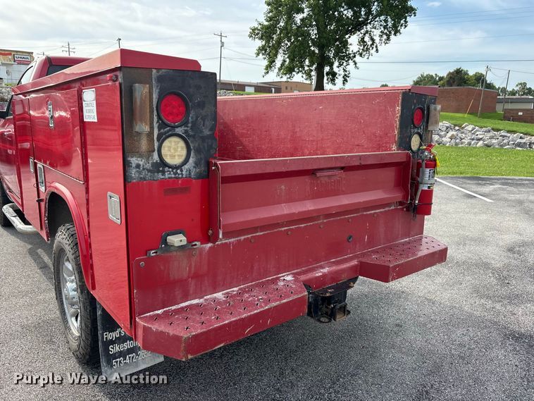 image for item ER3169 2014 RAM 2500 SLT utility bed pickup truck