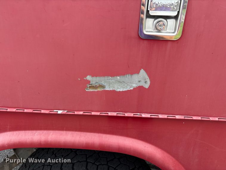 image for item ER3169 2014 RAM 2500 SLT utility bed pickup truck