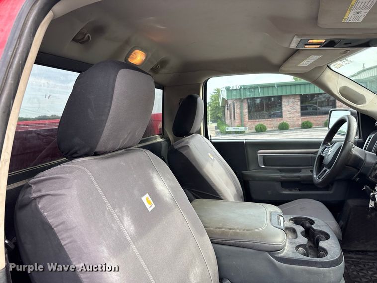 image for item ER3169 2014 RAM 2500 SLT utility bed pickup truck