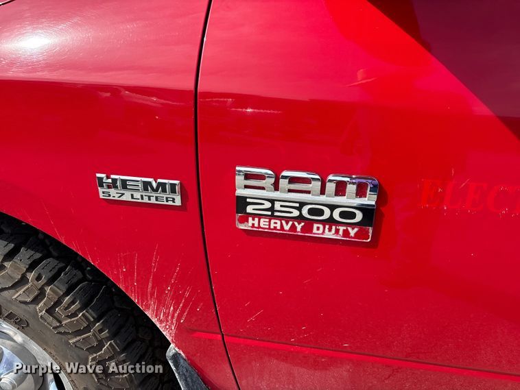 image for item ER3171 2012 Dodge Ram 2500 SLT utility bed pickup truck