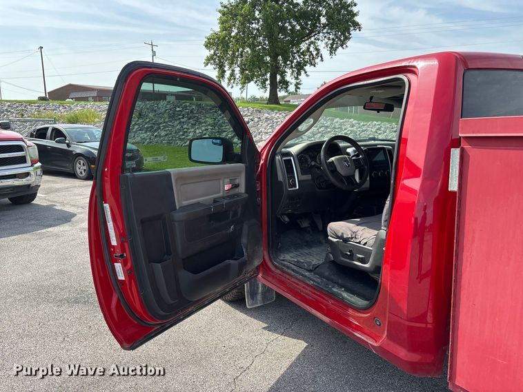 image for item ER3171 2012 Dodge Ram 2500 SLT utility bed pickup truck