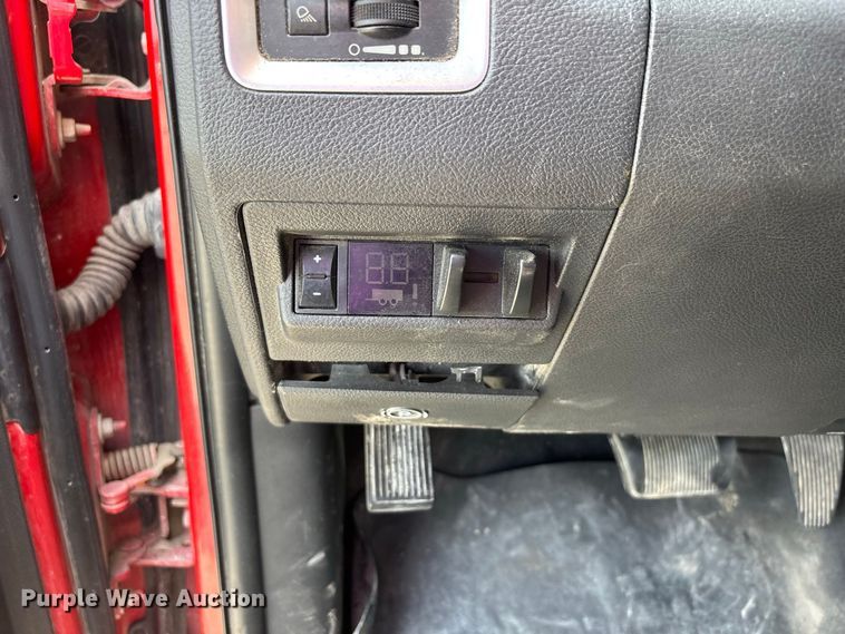 image for item ER3171 2012 Dodge Ram 2500 SLT utility bed pickup truck