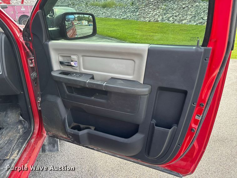 image for item ER3171 2012 Dodge Ram 2500 SLT utility bed pickup truck