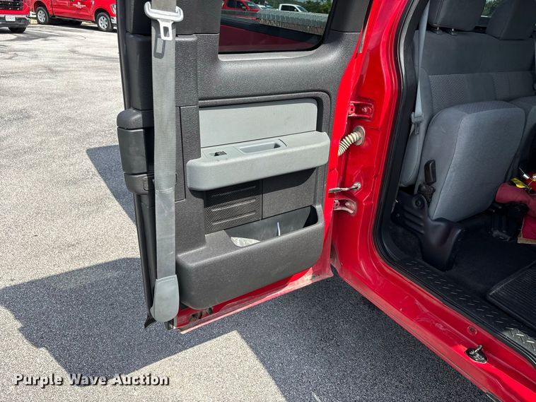 image for item ER3172 2011 Ford F150 XLT Ext. Cab pickup truck