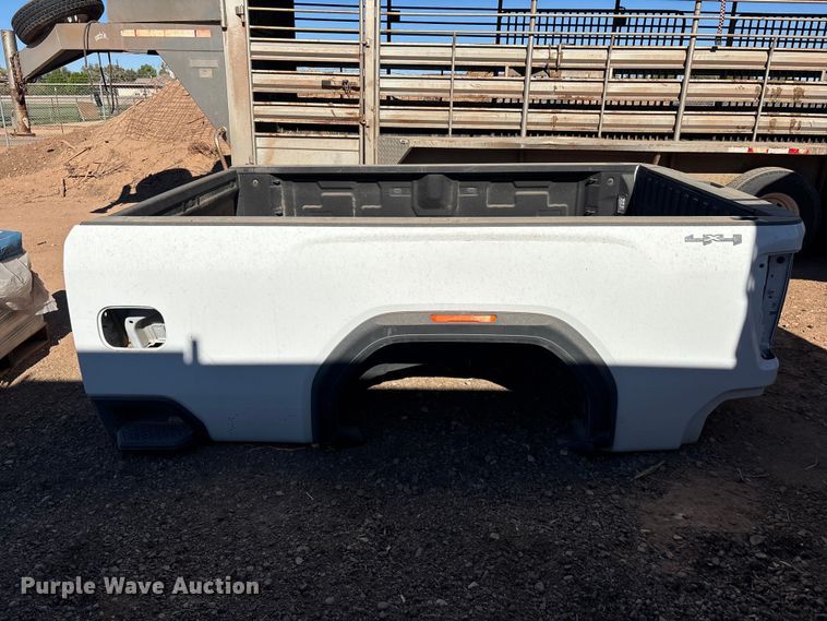 image for item ER7689 2024 GMC 3500 Pickup truck bed