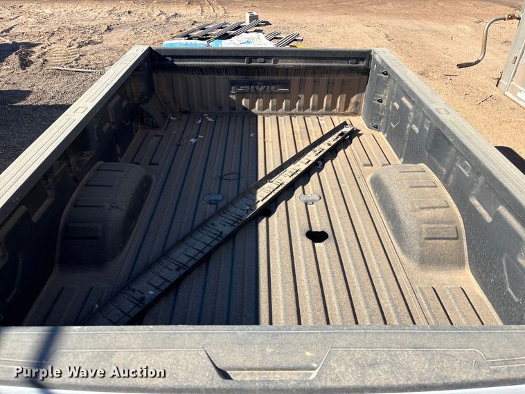 image for item ER7689 2024 GMC 3500 Pickup truck bed