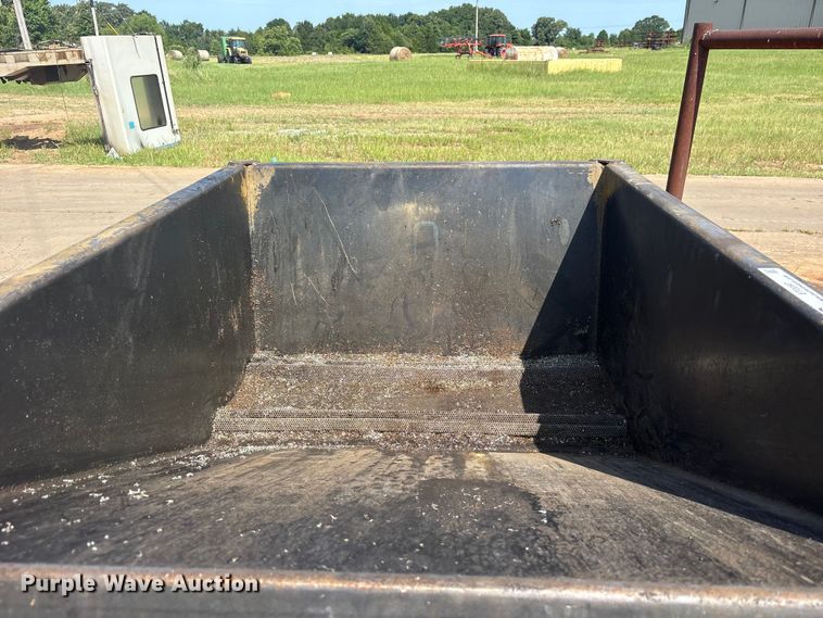 image for item ET0097 (2) self-dumping hoppers